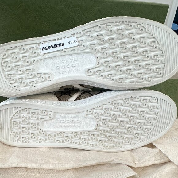 Gucci  gg supreme canvas sneakers $1,045 Size 37 New in box - Picture 4 of 6